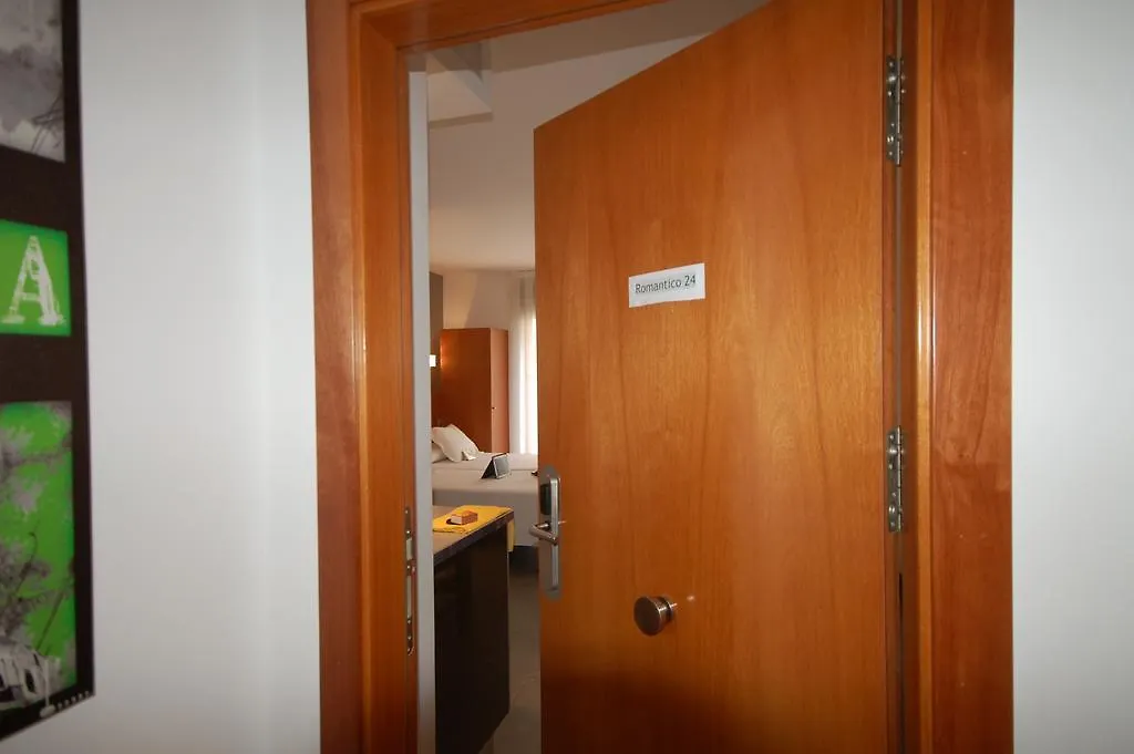 Aparthotel Sitges Apartment